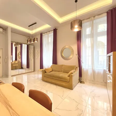 布达城堡链子桥公寓民宿 Apartament