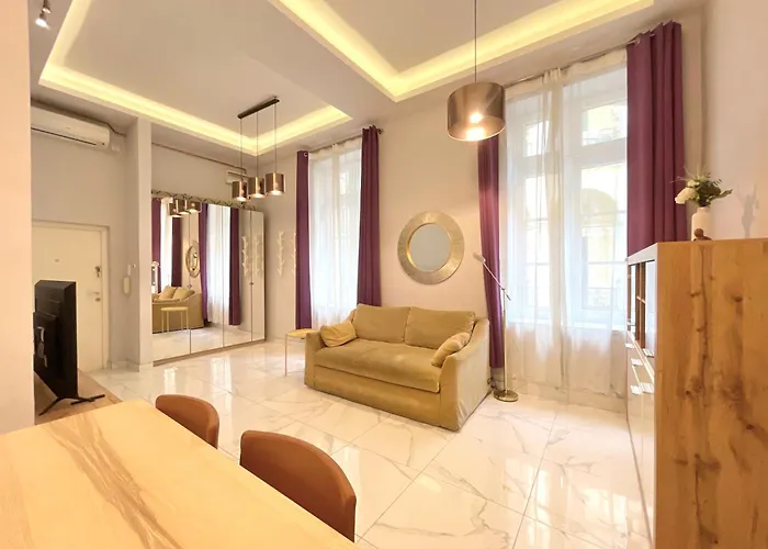 布达城堡链子桥公寓民宿 Apartment