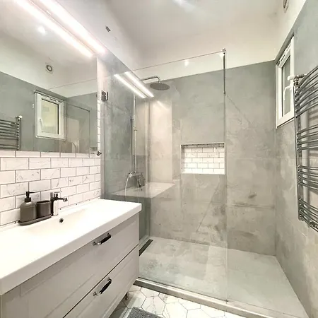 布达城堡链子桥公寓民宿 Apartamento *